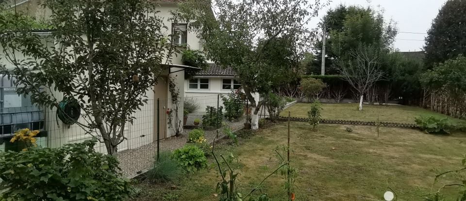 Maison 6 pièces de 120 m² à Luzeret (36800)