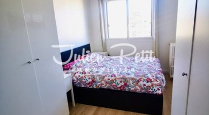 Apartment 4 rooms of 78 m² in Wissous (91320)