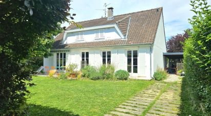 Maison 8 pièces de 185 m² à Saint-Saulve (59880)