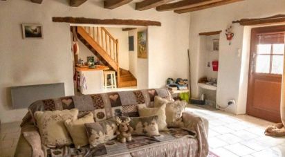 Maison 2 pièces de 75 m² à Chambourg-sur-Indre (37310)