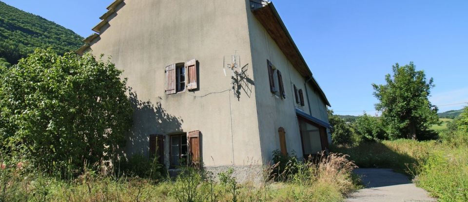 House 5 rooms of 165 m² in Lans-en-Vercors (38250)