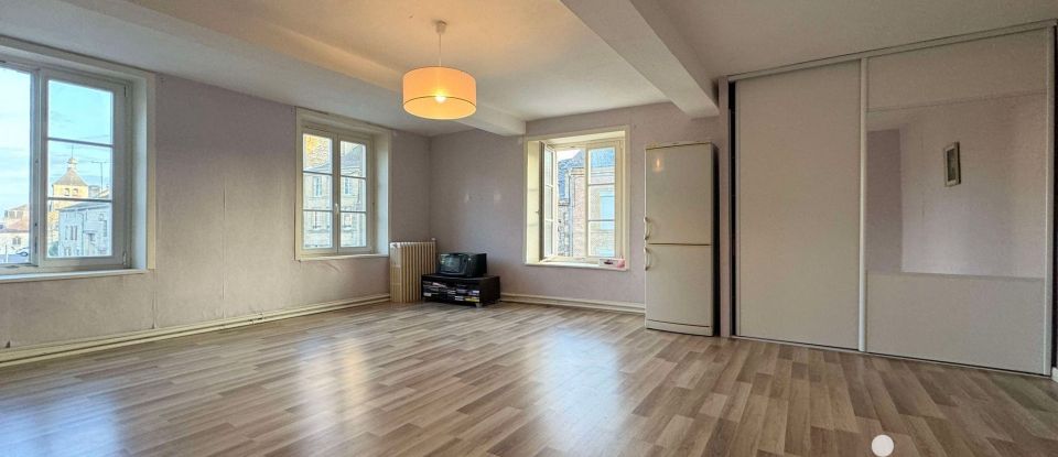 Maison 7 pièces de 260 m² à Vendresse (08160)