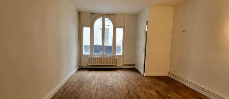 Maison 9 pièces de 190 m² à Châtellerault (86100)