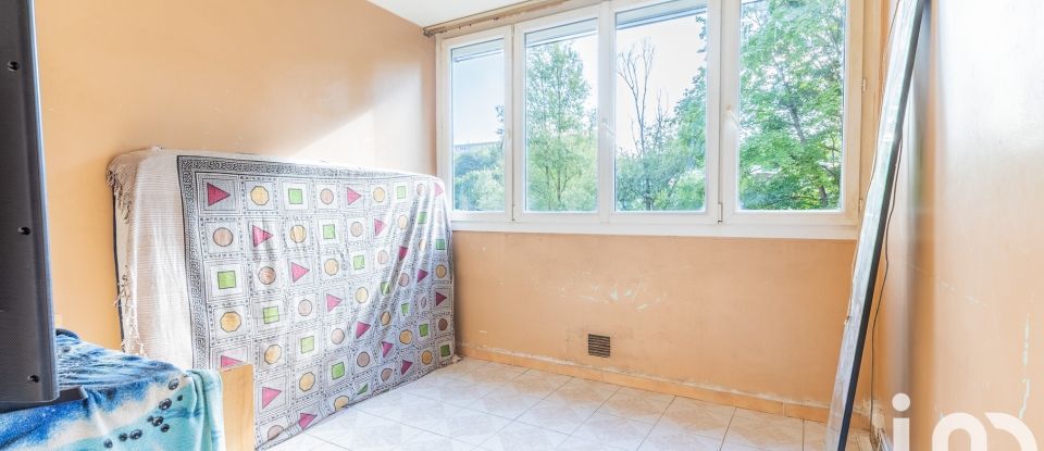 Appartement 4 pièces de 65 m² à Savigny-sur-Orge (91600)