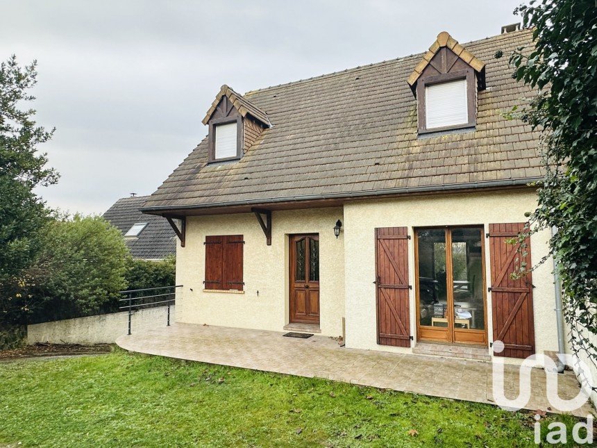 Maison traditionnelle 4 pièces de 97 m² à Issou (78440)