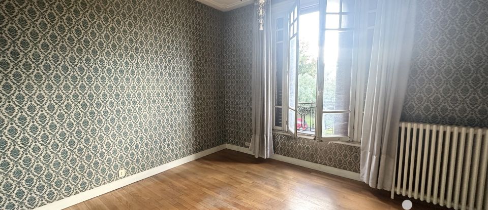 Maison 10 pièces de 218 m² à Palaiseau (91120)