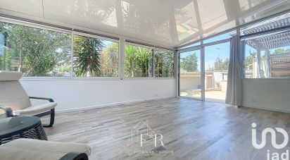 House 4 rooms of 108 m² in Morières-lès-Avignon (84310)