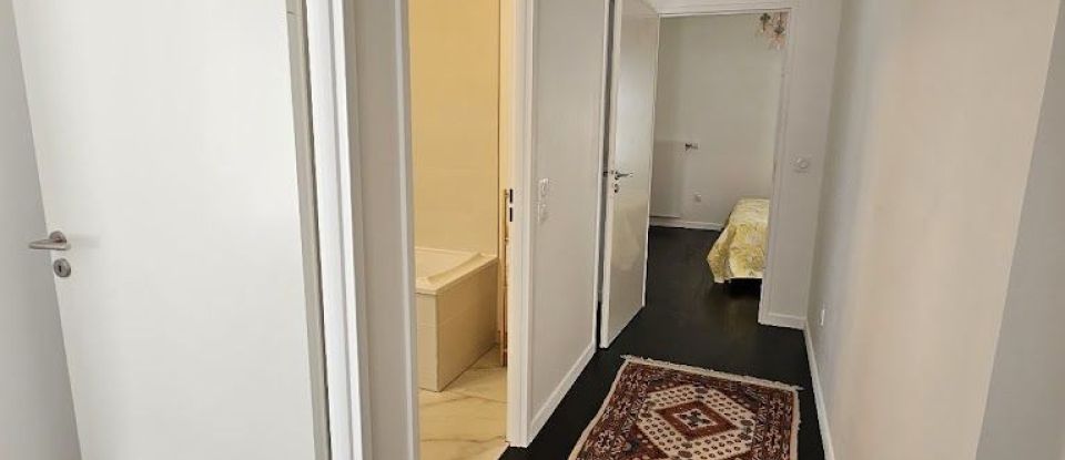 Appartement 5 pièces de 90 m² à Clichy (92110)