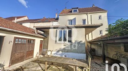 House 6 rooms of 132 m² in Chessy (77700)