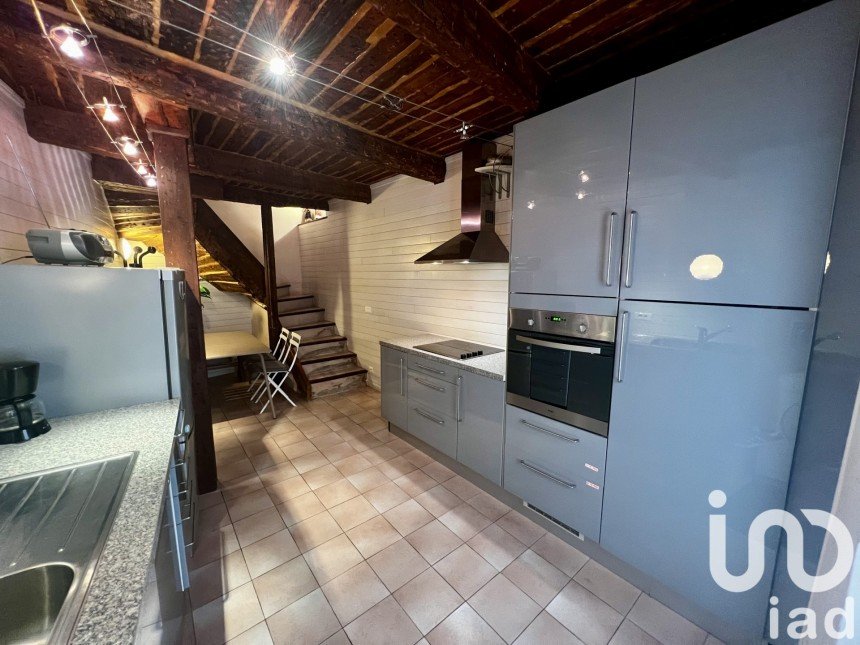 Maison 3 pièces de 56 m² à Cassis (13260)