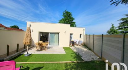 Pavillon 5 pièces de 94 m² à Châtellerault (86100)