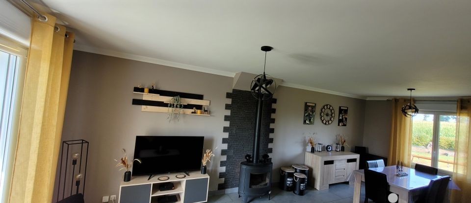 Maison 6 pièces de 109 m² à Spézet (29540)