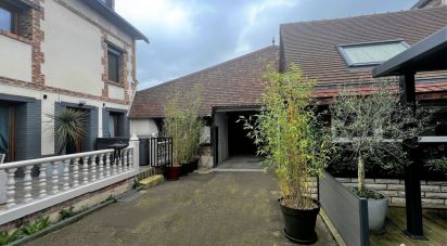 Maison 6 pièces de 167 m² à Rouen (76100)