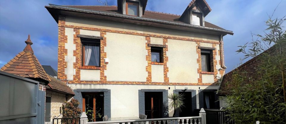 Maison 6 pièces de 167 m² à Rouen (76100)