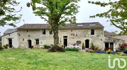 Longere 6 rooms of 160 m² in Le Puy-Notre-Dame (49260)