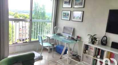 Studio 1 room of 27 m² in Chatou (78400)