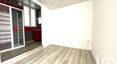 Apartment 2 rooms of 38 m² in Corbeil-Essonnes (91100)