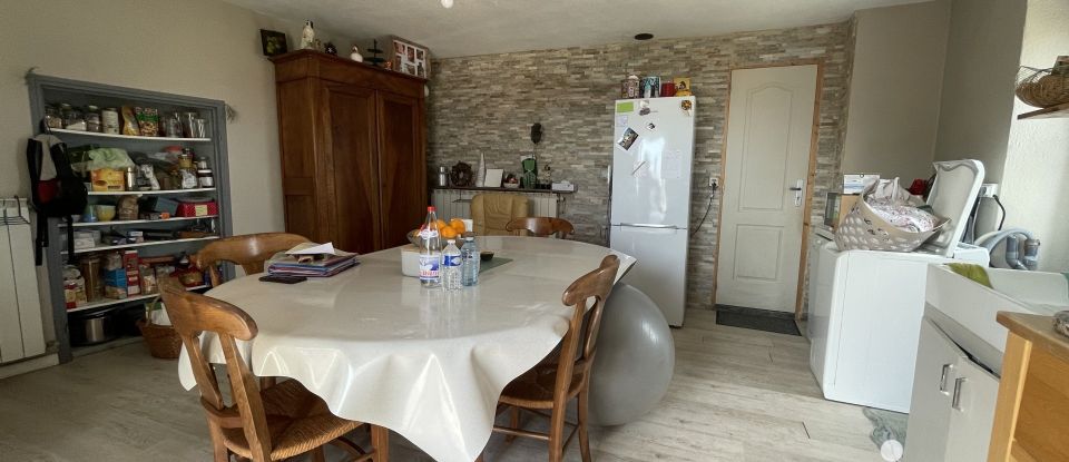 Maison 5 pièces de 62 m² à Saint-Andéol-de-Vals (07600)