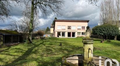 Town house 8 rooms of 160 m² in Rennes (35700)