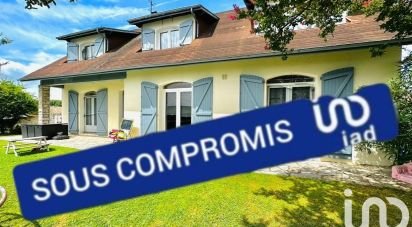 Maison 7 pièces de 186 m² à Argagnon (64300)