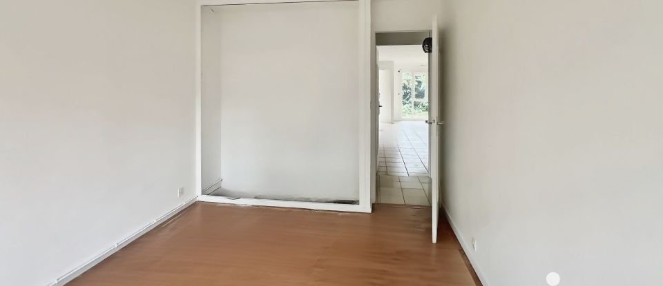 Appartement 3 pièces de 70 m² à Évry (91000)