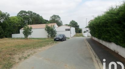 Land of 283 m² in Salles-sur-Mer (17220)