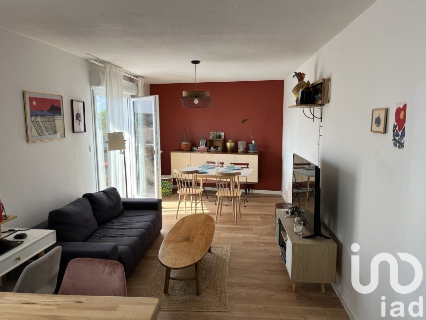 Appartement 2 pièces de 48 m² à Bordeaux (33800)