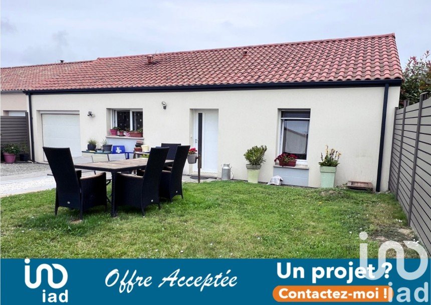 Traditional house 4 rooms of 70 m² in Saint-Père-en-Retz (44320)