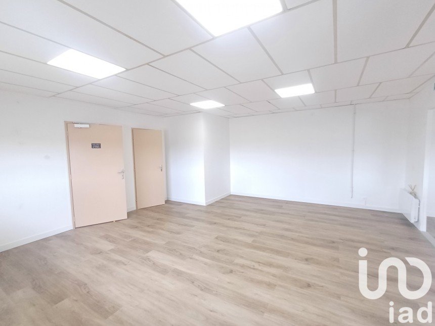 Appartement 2 pièces de 74 m² à Pont-Sainte-Marie (10150)