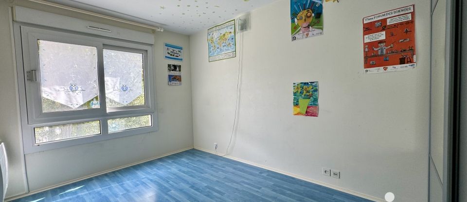 Appartement 5 pièces de 110 m² à Châtenay-Malabry (92290)