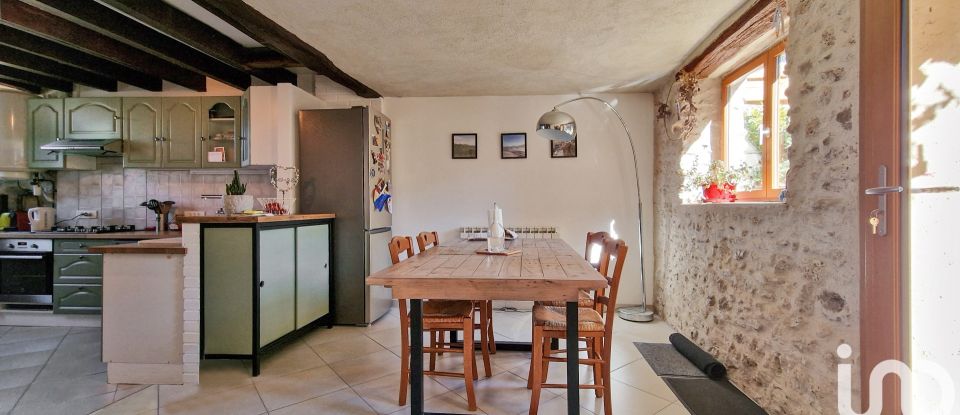 Traditional house 4 rooms of 81 m² in Briis-sous-Forges (91640)