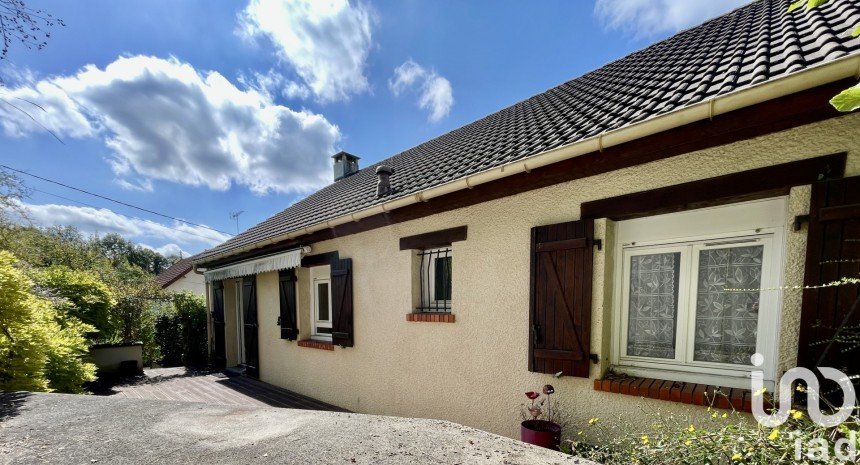 Traditional house 6 rooms of 117 m² in Moret Loing et Orvanne (77250)