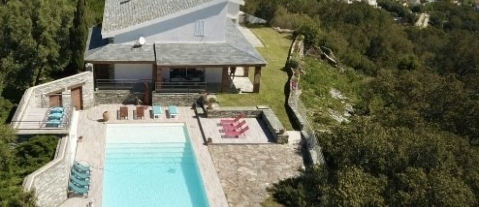 Mansion 8 rooms of 270 m² in Bastia (20200)