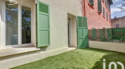 Studio 1 room of 23 m² in Toulon (83100)