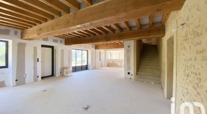 Maison traditionnelle 7 pièces de 300 m² à Sainte-Colombe-sur-Loing (89520)