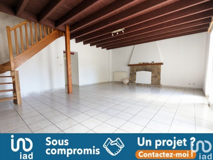 House 3 rooms of 82 m² in Campbon (44750)