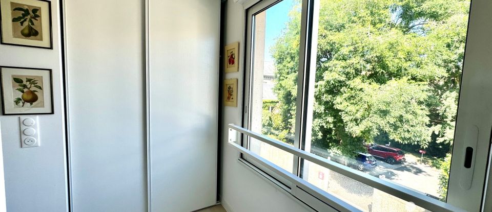 Appartement 3 pièces de 65 m² à Bordeaux (33000)