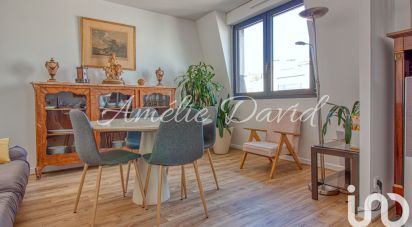 Duplex 5 rooms of 138 m² in Paris (75019)