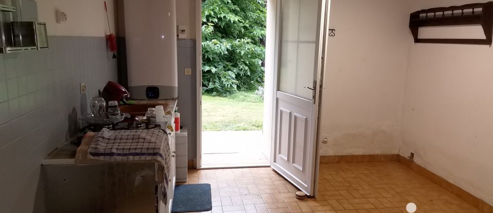 Longere 5 rooms of 112 m² in Rouvres-les-Bois (36110)