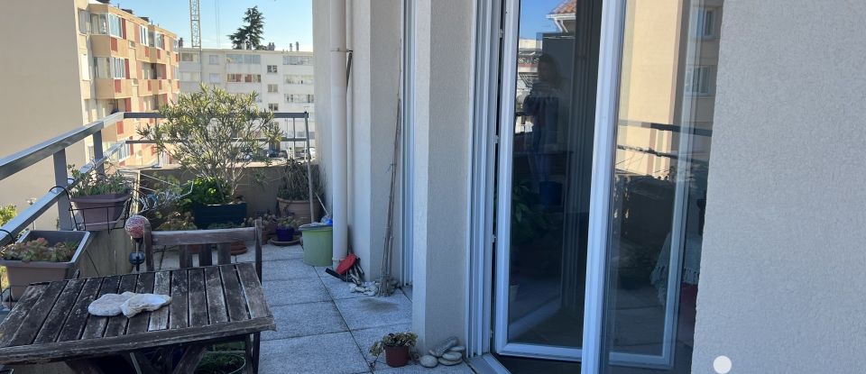 Duplex 3 pièces de 56 m² à Nîmes (30900)