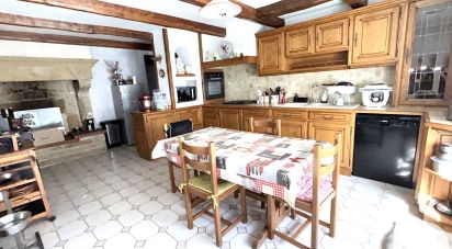 House 8 rooms of 215 m² in Haute-Amance (52600)