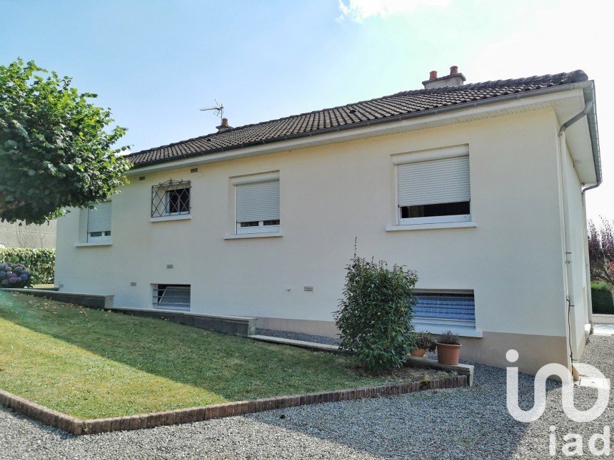 Pavillon 6 pièces de 109 m² à Saillat-sur-Vienne (87720)