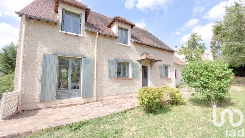 House 6 rooms of 190 m² in Vaux-sur-Seine (78740)