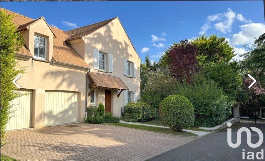 Maison traditionnelle 8 pièces de 206 m² à Saint-Nom-la-Bretèche (78860)