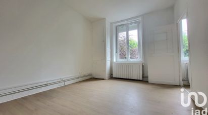 Appartement 2 pièces de 45 m² à Charleville-Mézières (08000)