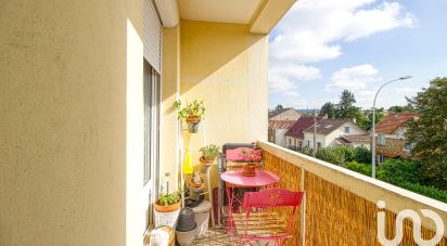 Apartment 3 rooms of 53 m² in Ermont (95120)