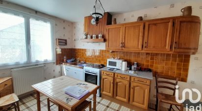 House 4 rooms of 86 m² in Saunay (37110)