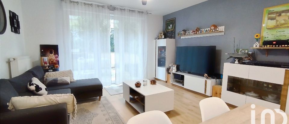 Apartment 3 rooms of 63 m² in Mennecy (91540)