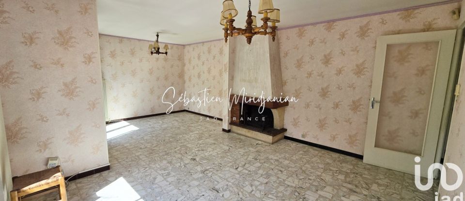 Traditional house 6 rooms of 95 m² in La Garde (83130)