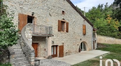 Traditional house 7 rooms of 167 m² in Mirabel-et-Blacons (26400)